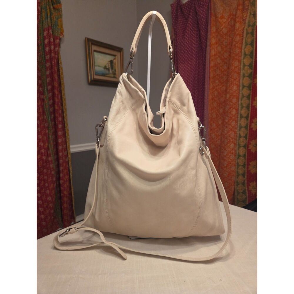 Gianni Chiarini Italy Cream Pebbled Leather Slouchy Hobo Bag
